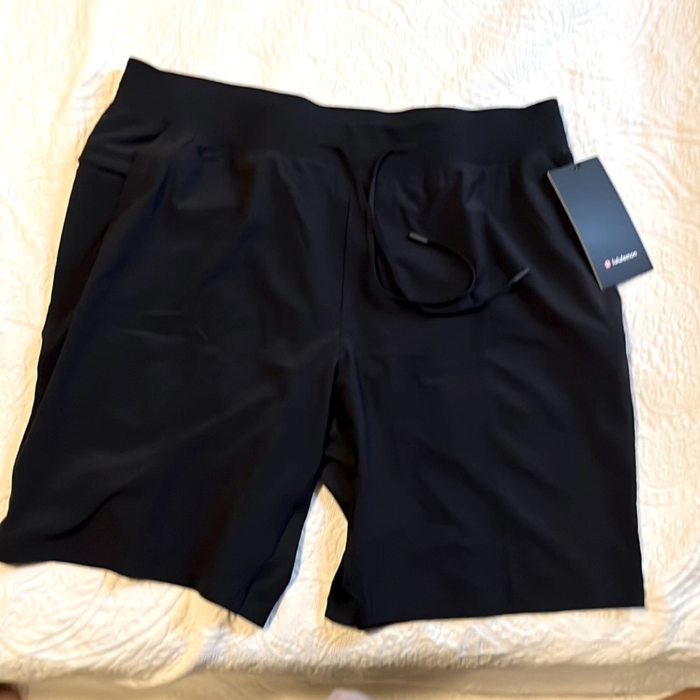 Men’s Lululemon shorts size xxl